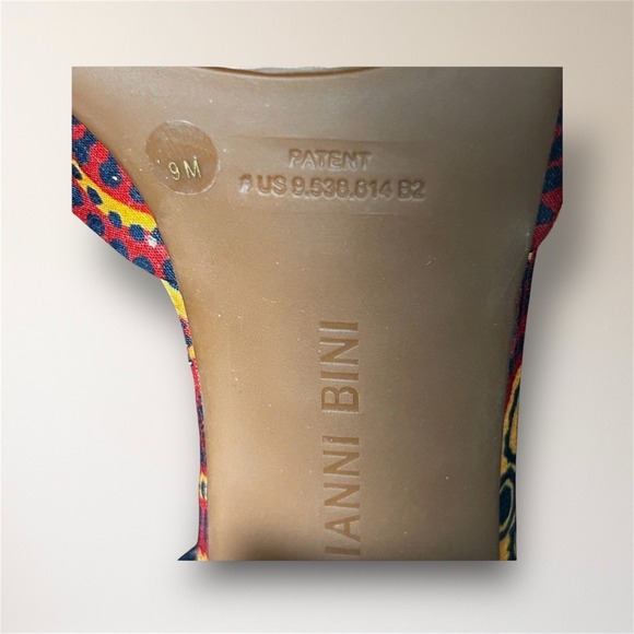 Gianni Bini Bronlynn 9M African Print Block Heel Ankle Strap Pumps Festival - Picture 8 of 9